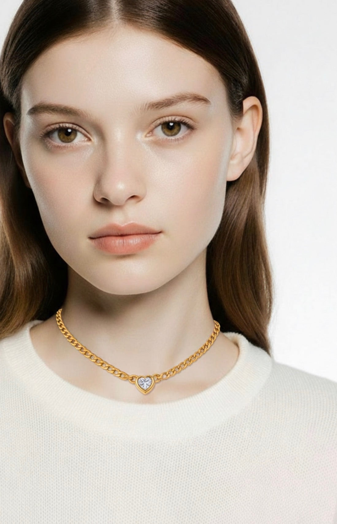 Golden Amor Heart Necklace 💛